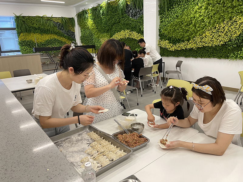 包餃子.jpg 包餃子.jpg